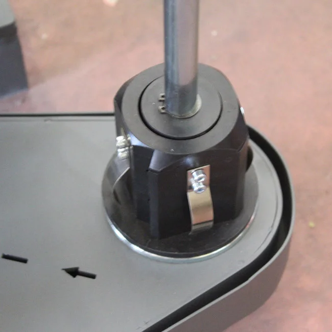 Banderoleuse économique semi-automatique à plateau tournant E-Wrap 1000A – Image 7